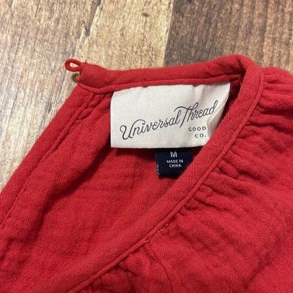 Universal Thread Pleaded Gauze Red Bell Sleeve Top M - Picture 6 of 8